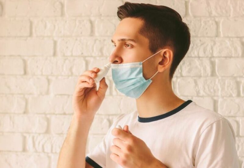تطوير لقاحات لكورونا على شكل بخاخ للأنف