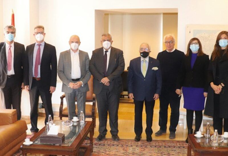 مروان عبود مع سفير ألمانيا في لبنان اندرياس كيندل على رأس وفد ألماني