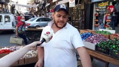 صاحب بسطة لبيع السكاكر