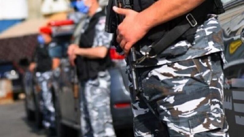 عناصر من قوى الأمن