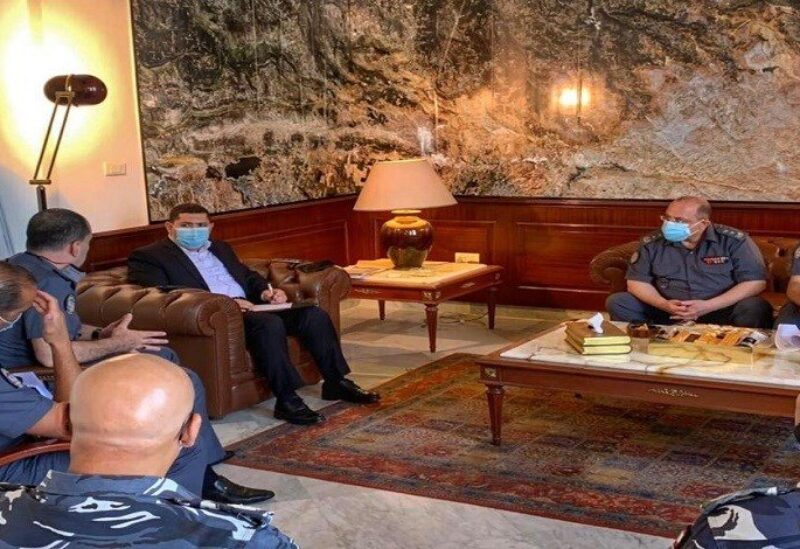اجتماع أمني برئاسة محافظ جبل لبنان القاضي محمد المكاوي
