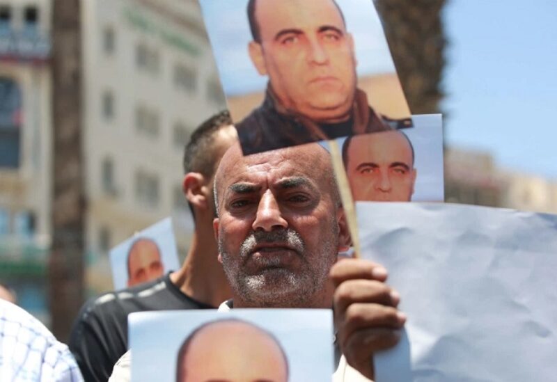 نزار بنات