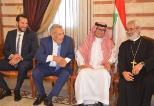 السفير السعودي زار دير المخلص