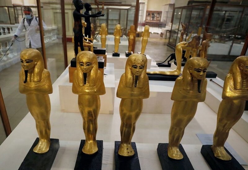 قطع أثرية فرعونية
