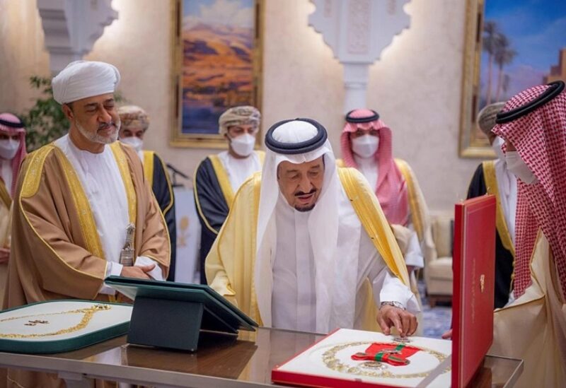 السلطان العماني والعاهل السعودي