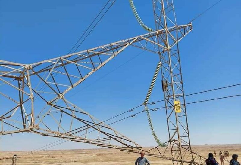 أبراج كهرباء مدمرة في العراق