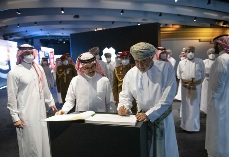 السلطان العماني في نيوم