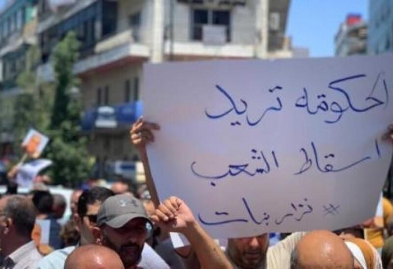 تواصل المظاهرات المنددة باغتيال نزار بنات