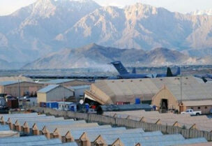 قاعدة ”باغرام“ الجوية في أفغانستان