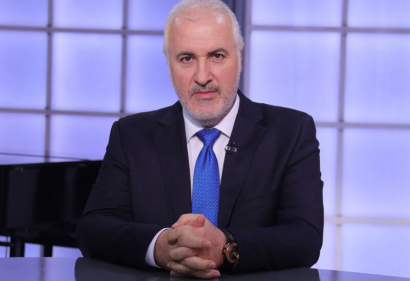 الإعلامي جان عزيز