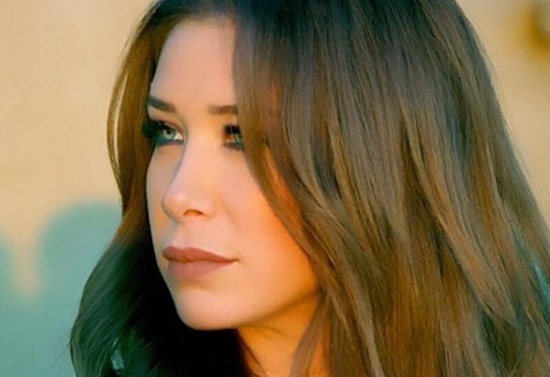 الفنانة سابين