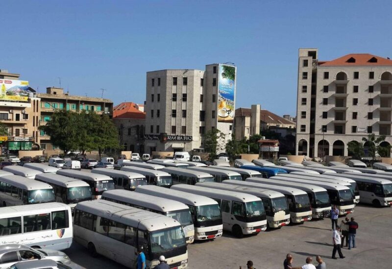 باصات النقل العام