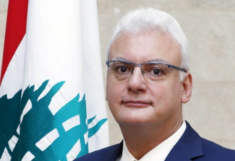 وزير الاتصالات جوني القرم