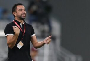 أسطورة برشلونة تشافي