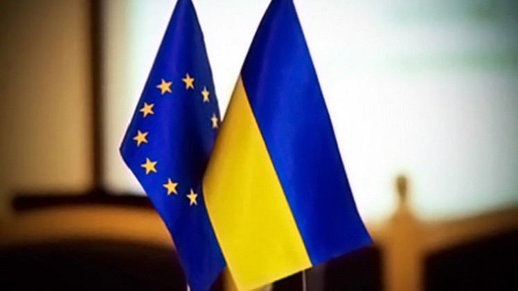 أوروبا تسعى لتوسيع العلاقات مع أوكرانيا