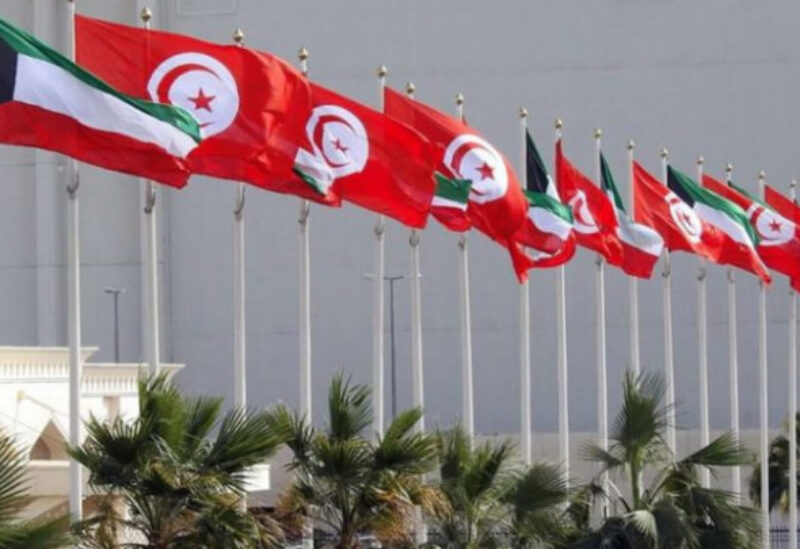 الكويت وتونس