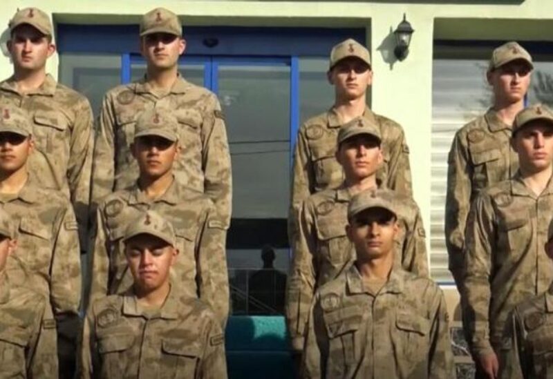 التوائم الستة في الخدمة العسكرية