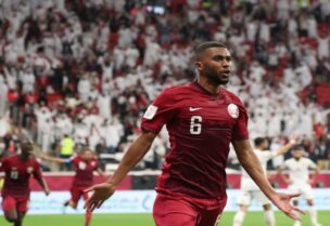 عبد العزيز حاتم لاعب المنتخب القطري