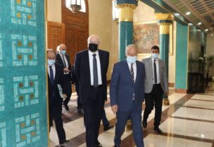 رئيس مجلس الوزراء نجيب ميقاتي في مقر جامعة الدول العربية في القاهرة