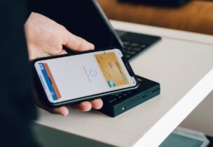 محفظة آبل الرقمية