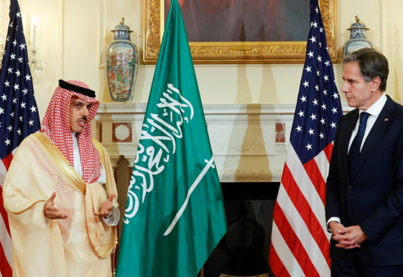 بلينكن ونظيره السعودي
