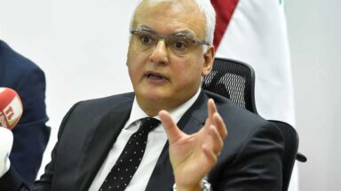 وزير الاتصالات جوني القرم