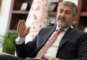 وزير المالية التركي نور الدين نباتي