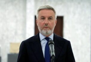وزير الدفاع الإيطالي لورينزو غويريني