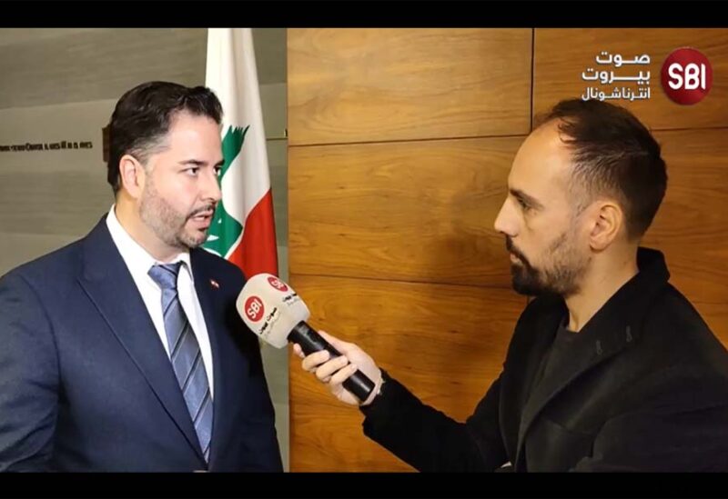 وزير الاقتصاد أمين سلام