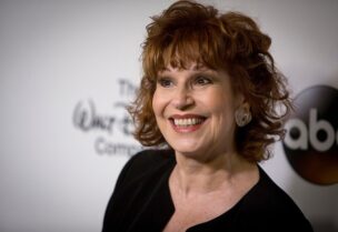 جوي بيهار المذيعة المشاركة في برنامج "The View" الشهير