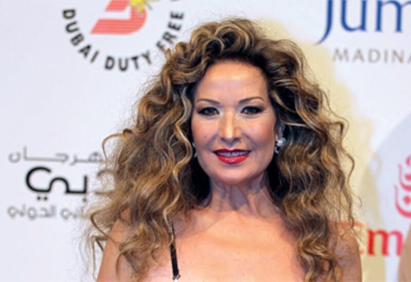 الفنانة رغدة