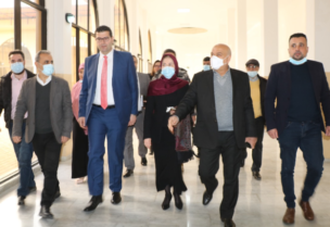 وزير الزراعة في المؤتمر