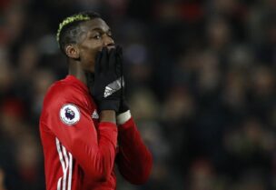بول بوغبا لاعب خط وسط مانشستر يونايتد