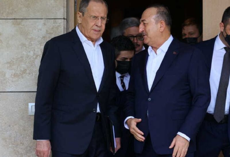 وزير خارجية روسيا لافروف مع نظيره التركي