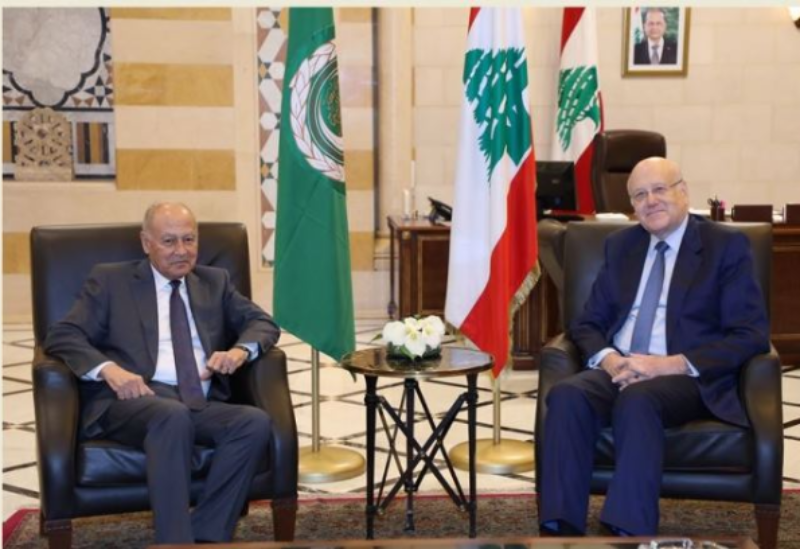 أمين عام جامعة الدول العربية أحمد أبو الغيط ورئيس الحكومة نجيب ميقاتي - أرشيفية