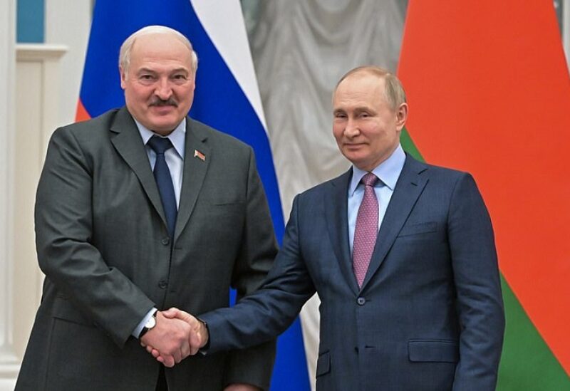 الرئيس الروسي فلاديمر بوتين مع نظيره البلاروسي