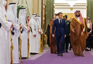 ولي العهد السعودي والرئيس الفرنسي