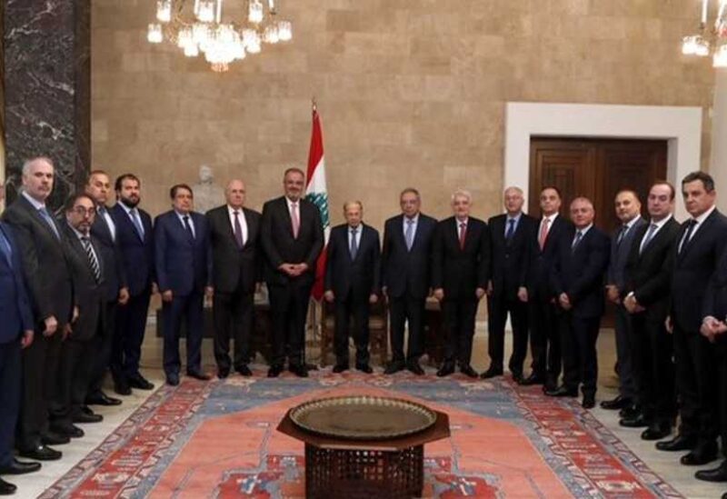 الرئيس عون خلال استقبال وزير الصناعة ووفد من أعضاء مجلس الادارة الجديد لجمعية الصناعيين