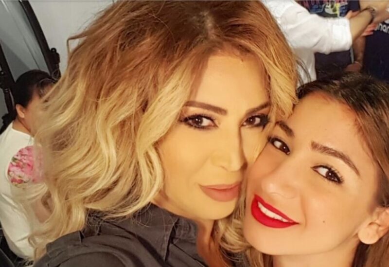 نوال الزغبي وابنتها تيا