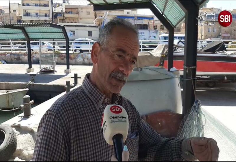 نقيب الصيادين في صيدا "نزيه سنبل"