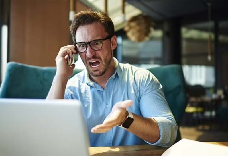 ضبابية شاشتك قد تكون السبب وراء صراخك خلال مكالمة زوم