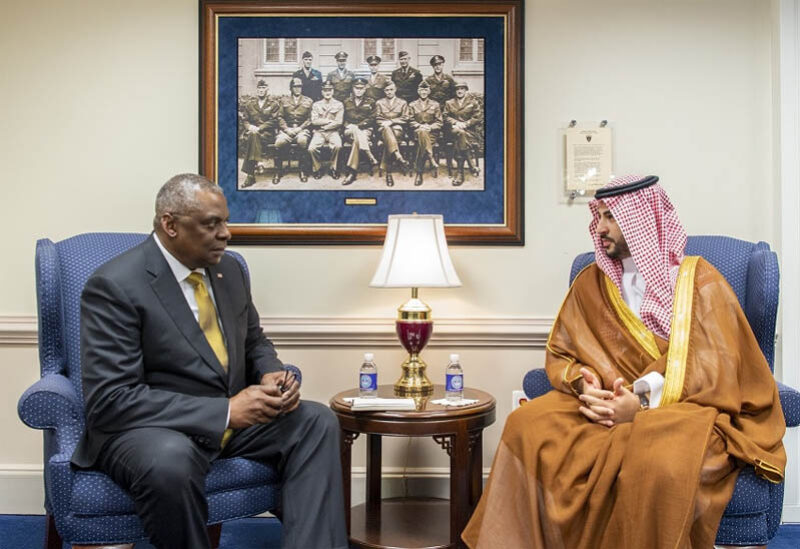 وزير الدفاع الأميركي والأمير خالد بن سلمان