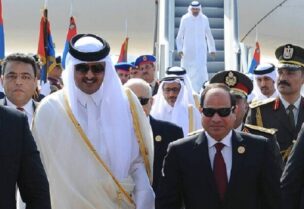 الرئيس المصري عبد الفتاح السيسي وأمير قطر تميم بن حمد آل ثاني