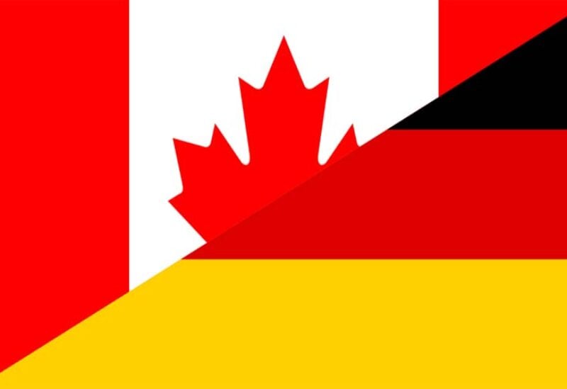 علما كندا وألمانيا