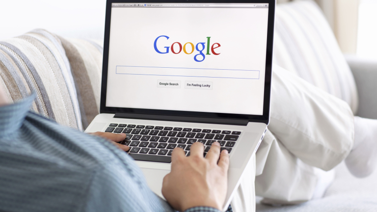 غوغل تطلق خدمة “المقابلات الوهمية”.. فما هي؟!