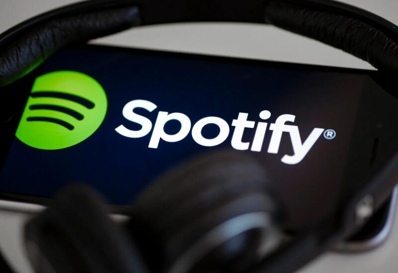 اخبار التكنولوجيا – توسع Spotify أعمالها إلى ما هو أبعد من البث المباشر وتبدأ في بيع الكتب المطبوعة