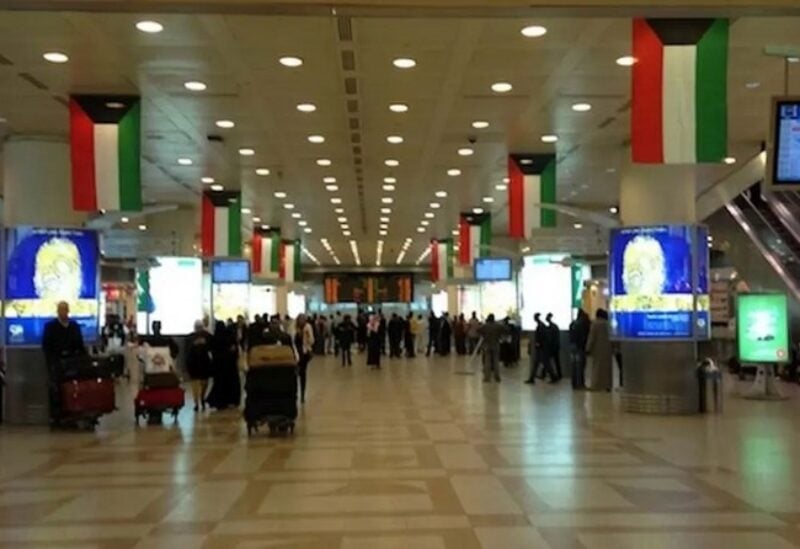 مطار الكويت