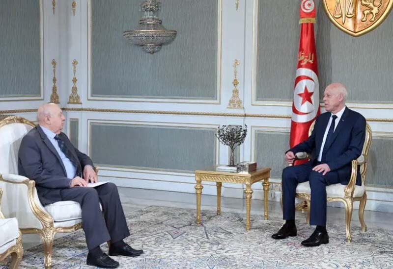 الرئيس التونسي ورئيس لجنة صياغة الدستور
