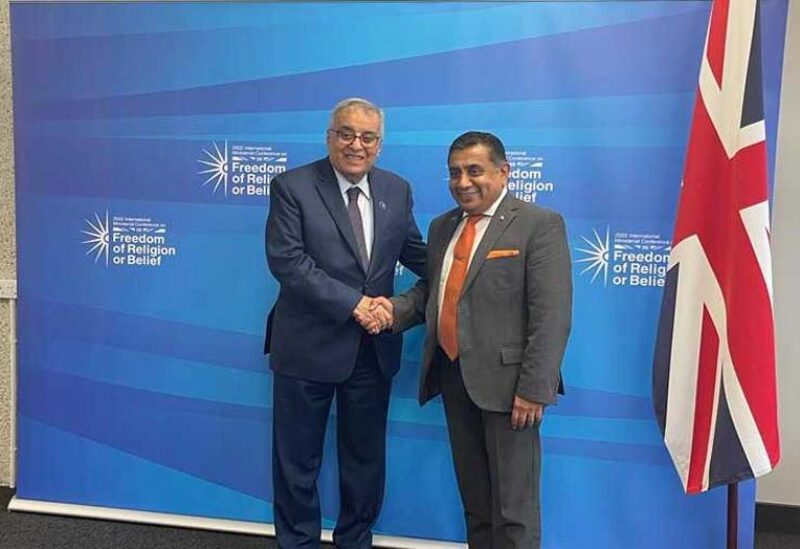 وزير الخارجية والمغتربين الدكتور عبدالله بو حبيب والوزير البريطاني للشرق الاوسط اللورد طارق أحمد