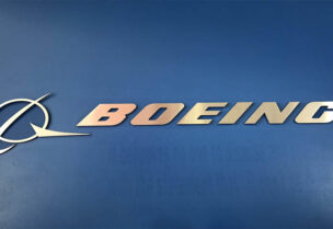 شعار شركة بوينغ لتصنيع الطائرات